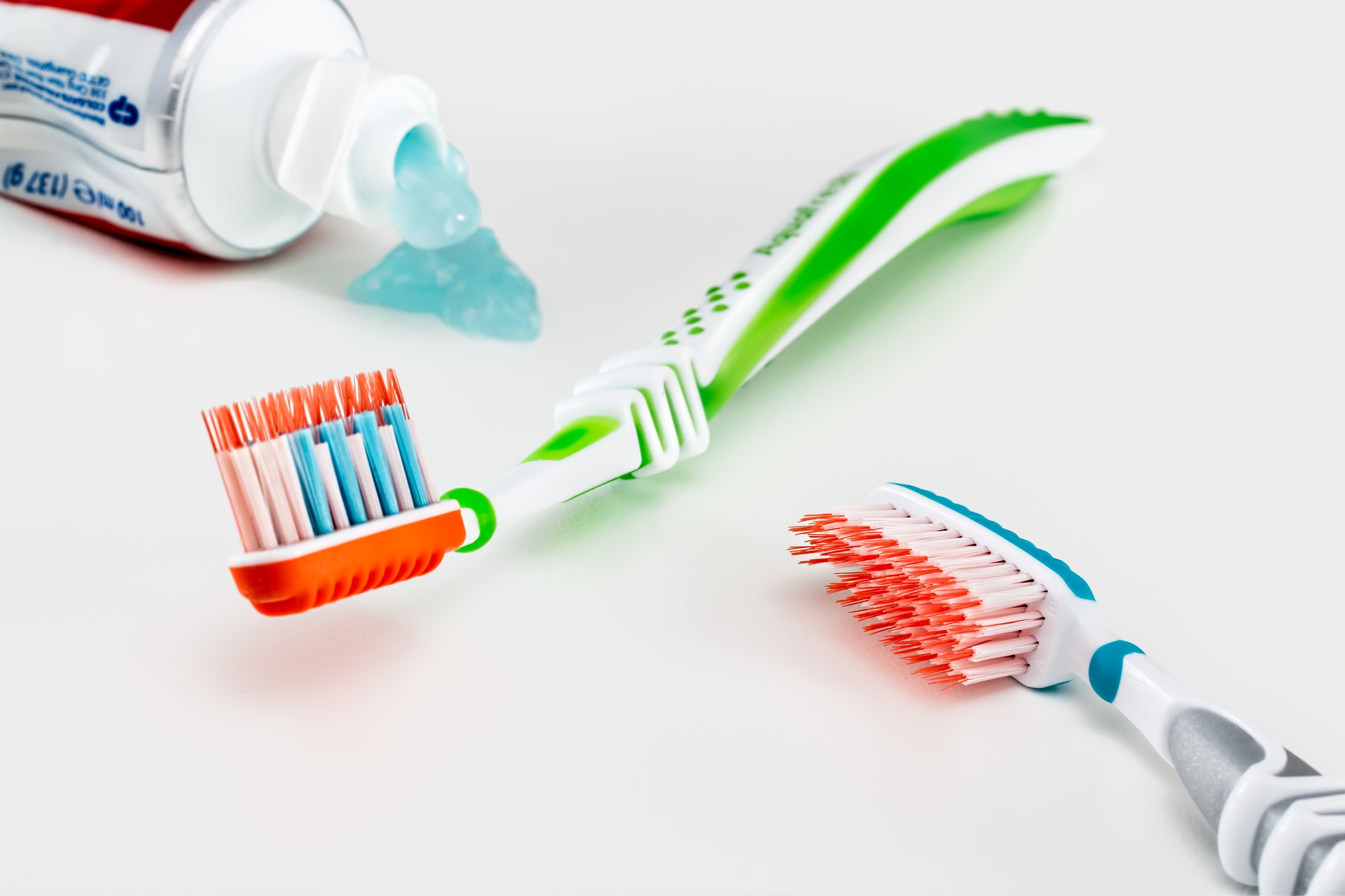 imagen "Los cepillos de dientes duros limpian mejor" y otros mitos sobre higiene que hay que desterrar ya